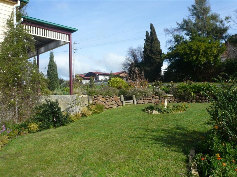 77 Clara Street, Ulverstone TAS 7315