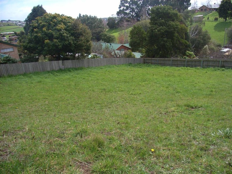 53 South Road, Penguin TAS 7316