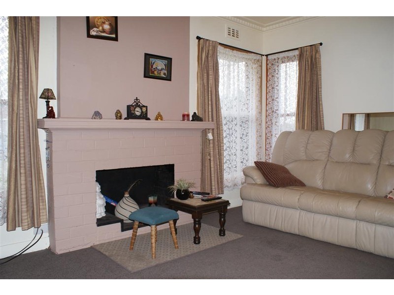 8 Braddon Street, Ulverstone TAS 7315