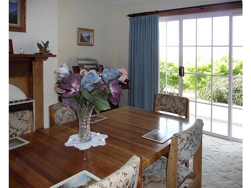 281 Penguin Road, Ulverstone TAS 7315