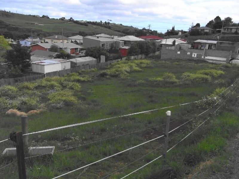 1 Southwood Avenue, Penguin TAS 7316