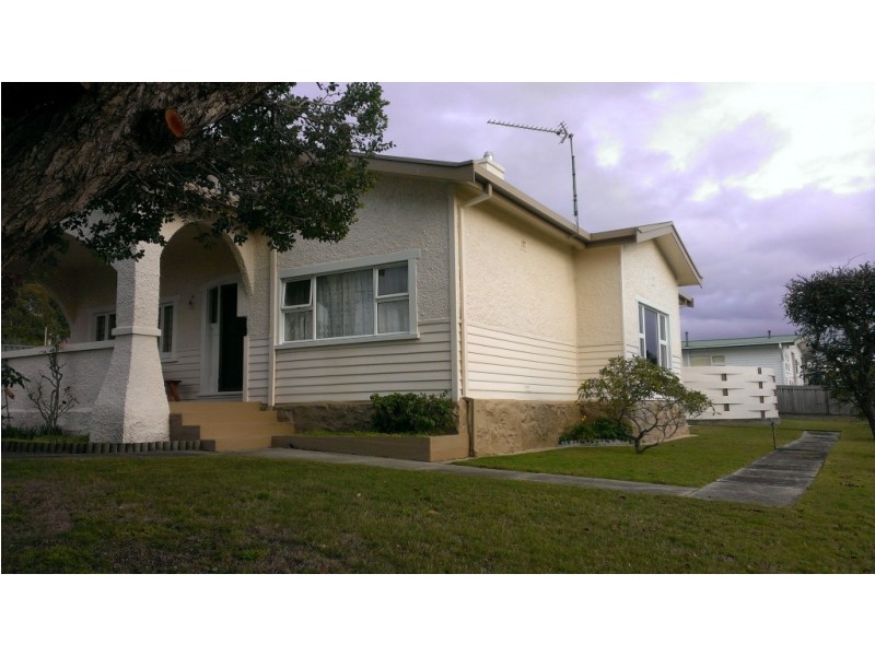14 Alice Street, Ulverstone TAS 7315
