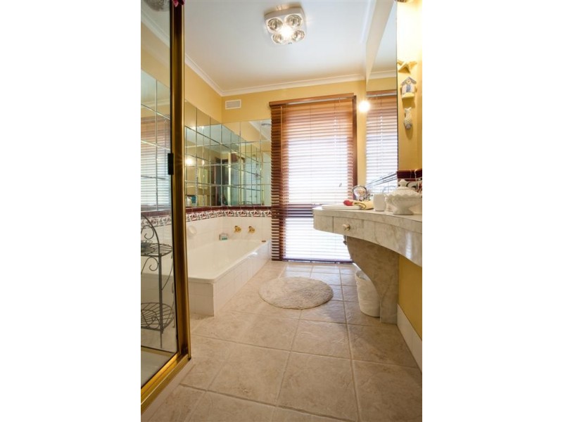 15 Burnett Crescent, Ulverstone TAS 7315