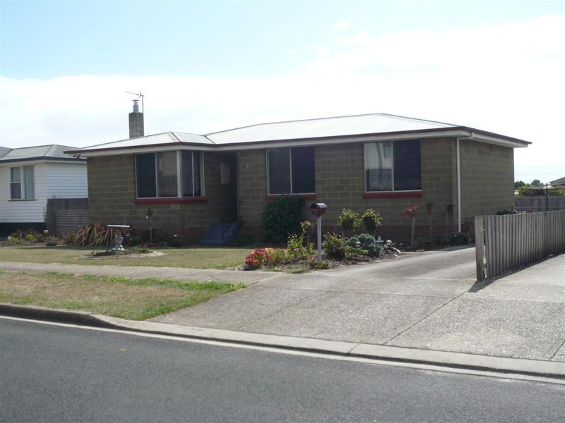 11 Charleston Crescent, Ulverstone TAS 7315