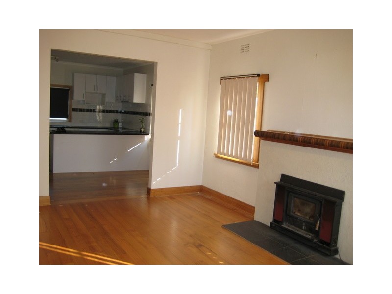 17 Maud Street, Ulverstone TAS 7315