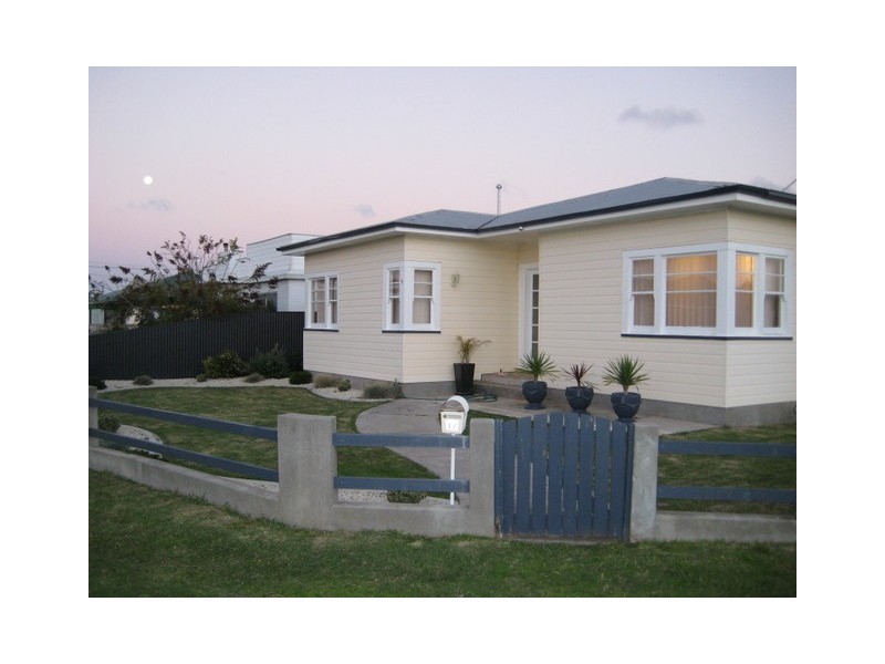 17 Maud Street, Ulverstone TAS 7315