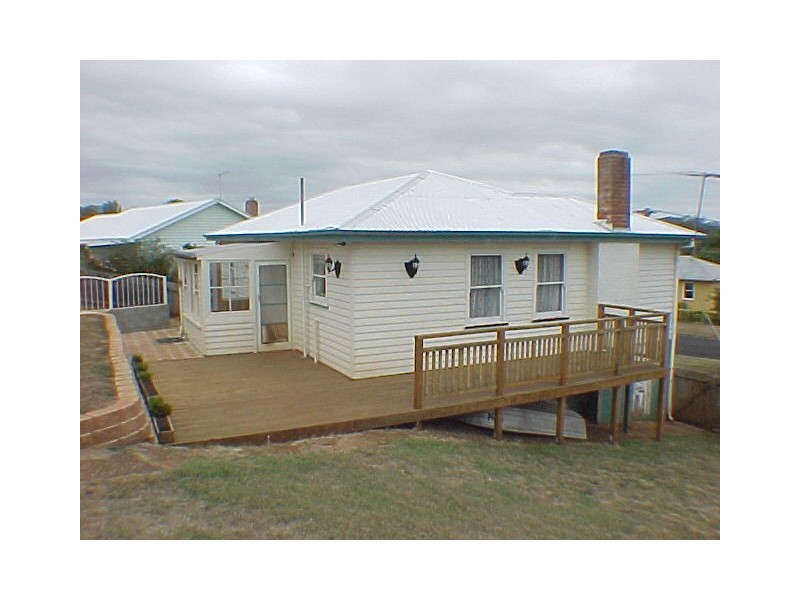 1 Chamberlain Street, Ulverstone TAS 7315