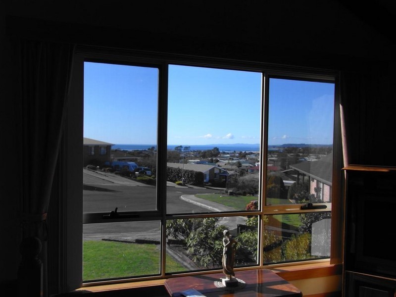 17 Kywong Crescent, Ulverstone TAS 7315