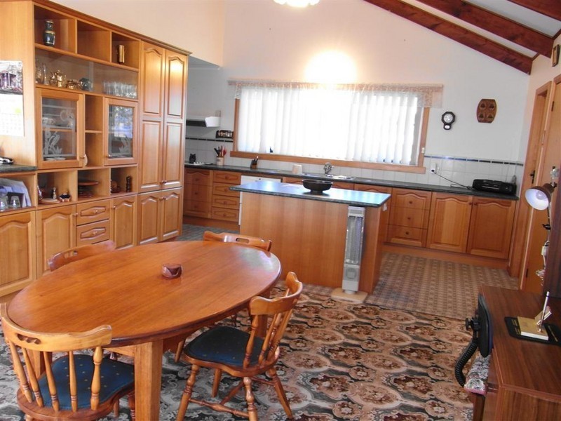 17 Kywong Crescent, Ulverstone TAS 7315