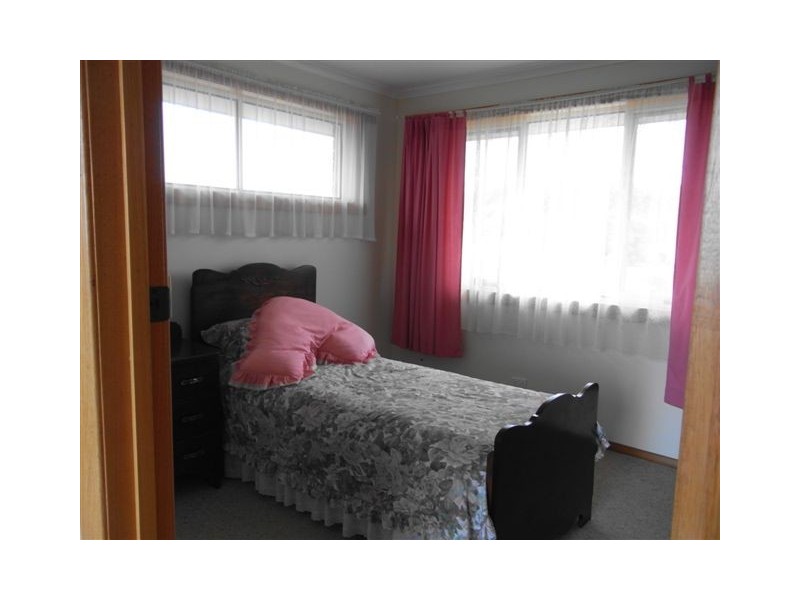 17 Kywong Crescent, Ulverstone TAS 7315