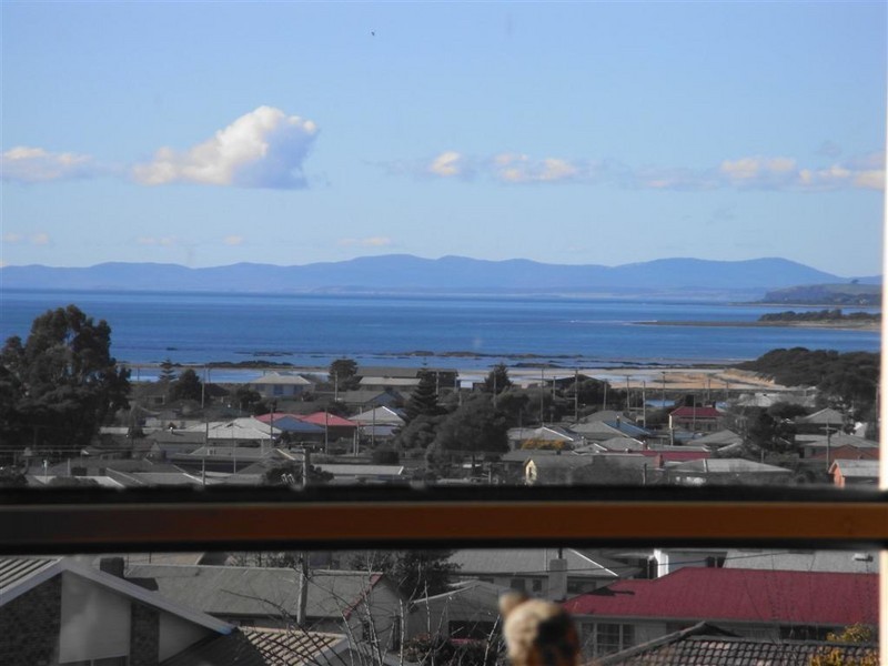 17 Kywong Crescent, Ulverstone TAS 7315