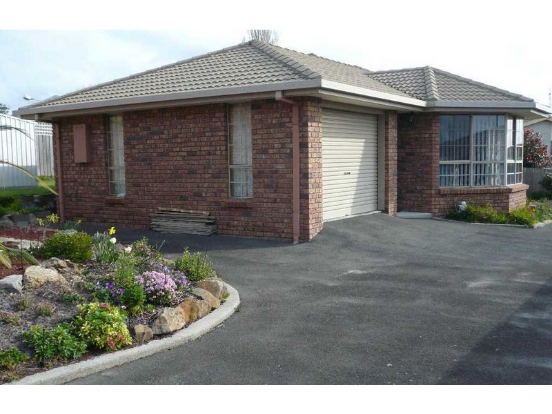 Unit 2/9  Parson Street, Ulverstone TAS 7315