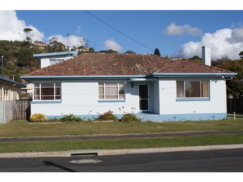 92 Leven Street, Ulverstone TAS 7315