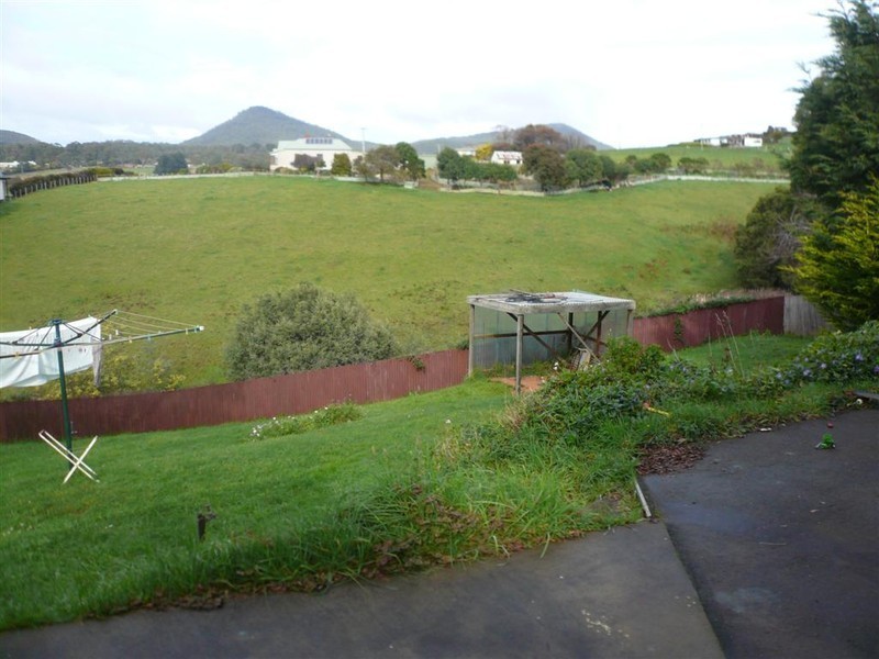 40 Ashwater Crescent, Penguin TAS 7316