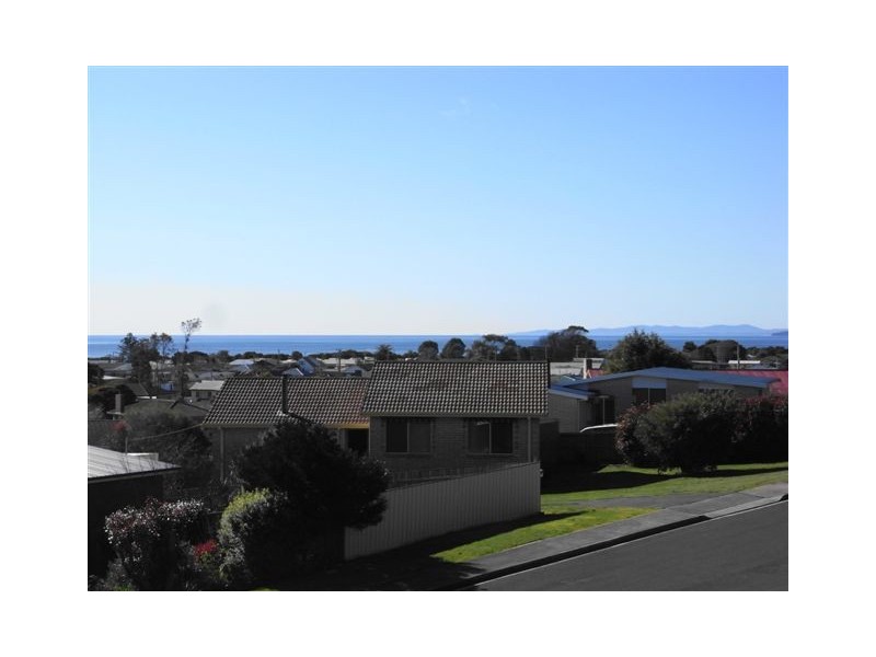 19 Kardinia Crescent, Ulverstone TAS 7315