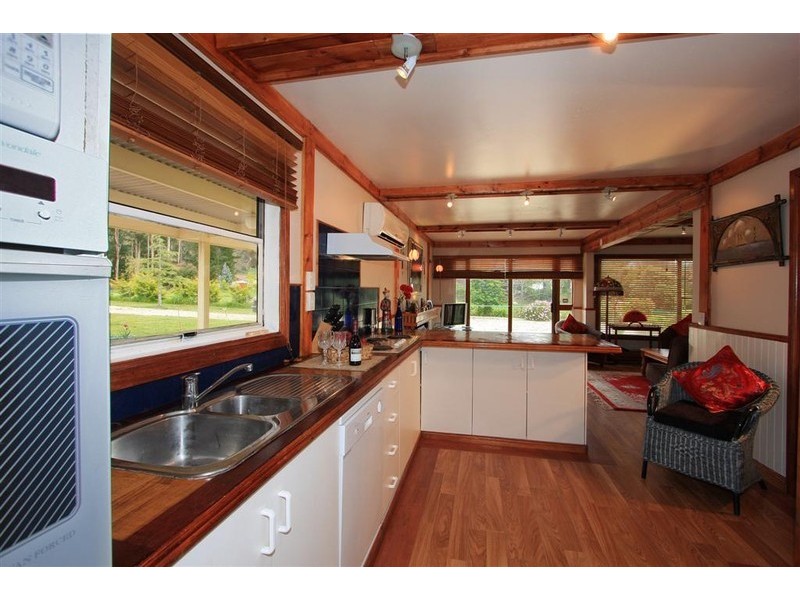 141 Penguin Road, Ulverstone TAS 7315
