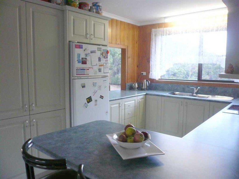 90 Montgomery Road, Penguin TAS 7316