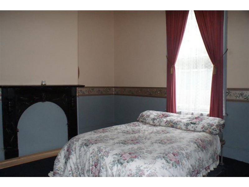 18 Alexandra Road, Ulverstone TAS 7315