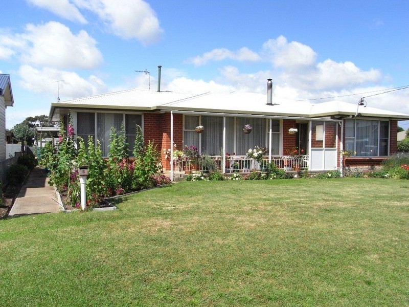 5 Helen Street, Ulverstone TAS 7315