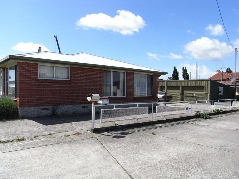 5 Helen Street, Ulverstone TAS 7315