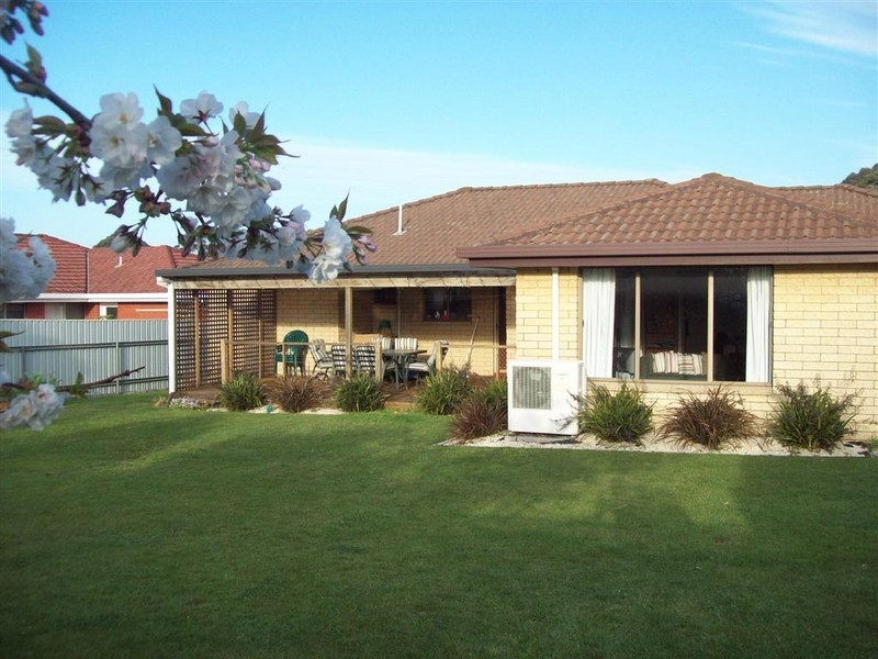23 Ocean Drive, Ulverstone TAS 7315