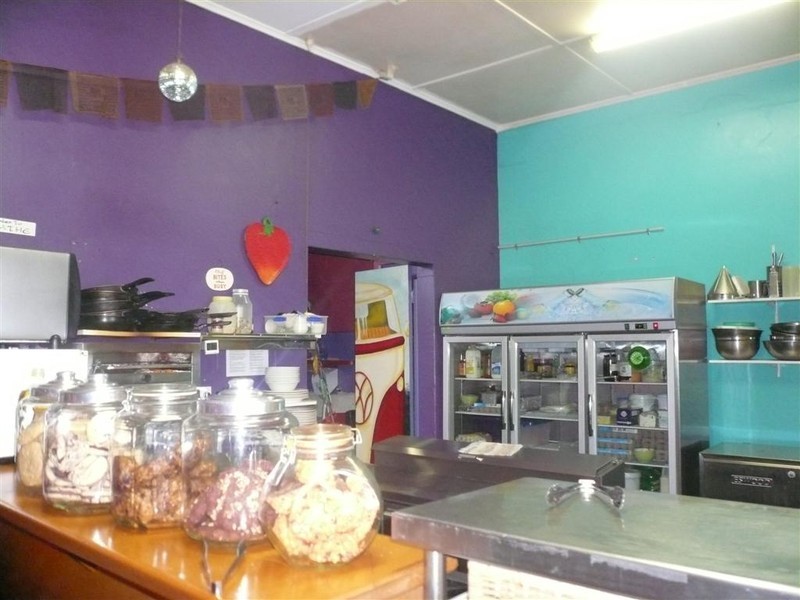 74 Main Street, Penguin TAS 7316