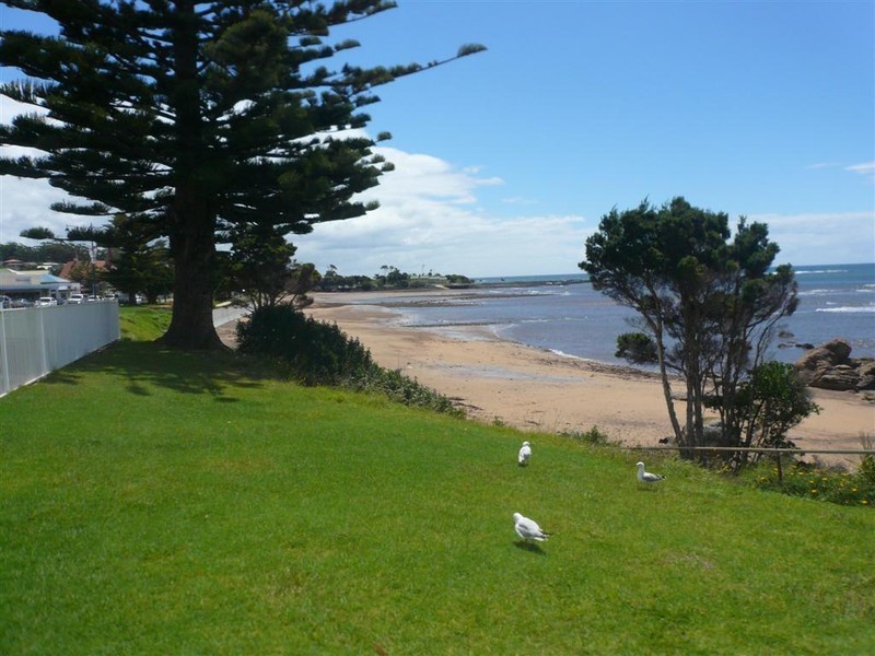74 Main Street, Penguin TAS 7316
