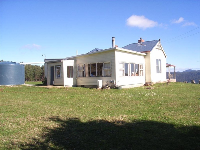 89 Clarkes Road, Preston TAS 7315