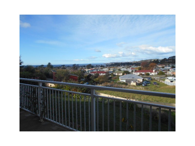 12 Kywong Crescent, West Ulverstone TAS 7315