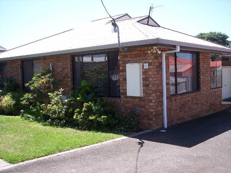1/17 Leven Street, Ulverstone TAS 7315