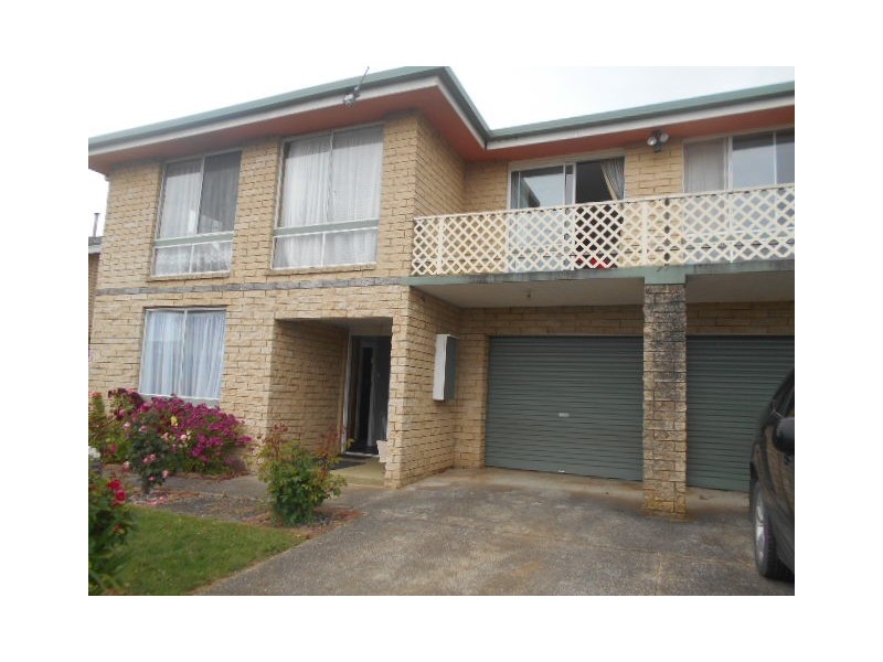 10 Richardson Street, West Ulverstone TAS 7315