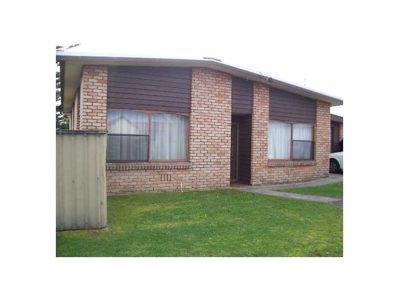 Unit 2 – 2 Richard Place, Ulverstone TAS 7315