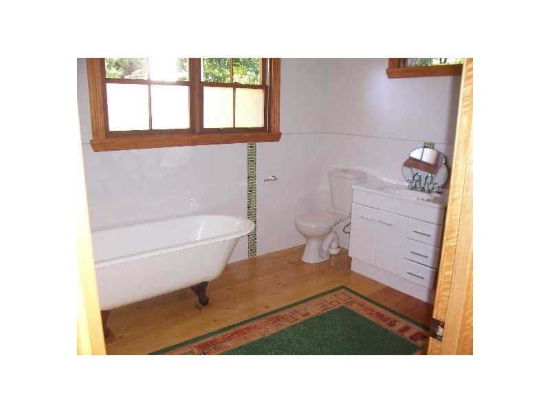 839 Castra RD, Spalford TAS 7315