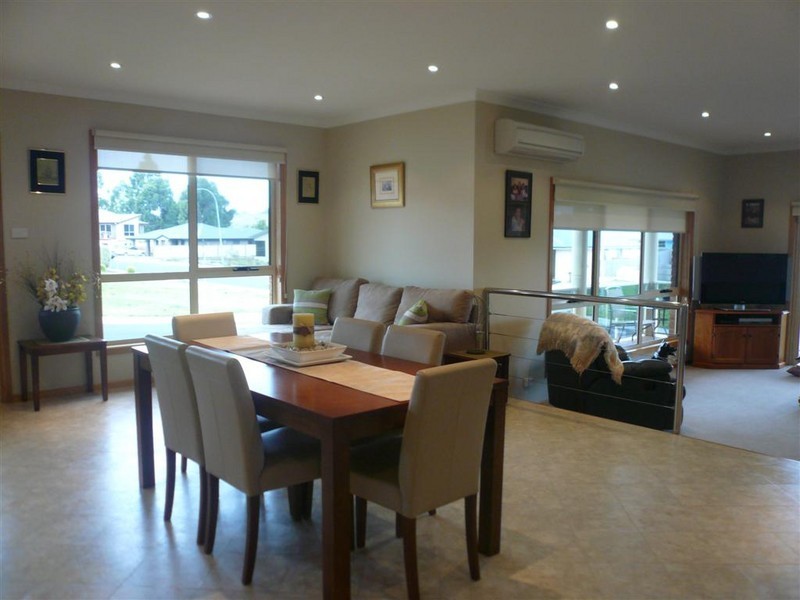 2 Holliview Way, Ulverstone TAS 7315