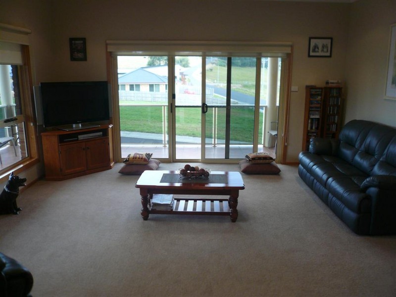 2 Holliview Way, Ulverstone TAS 7315