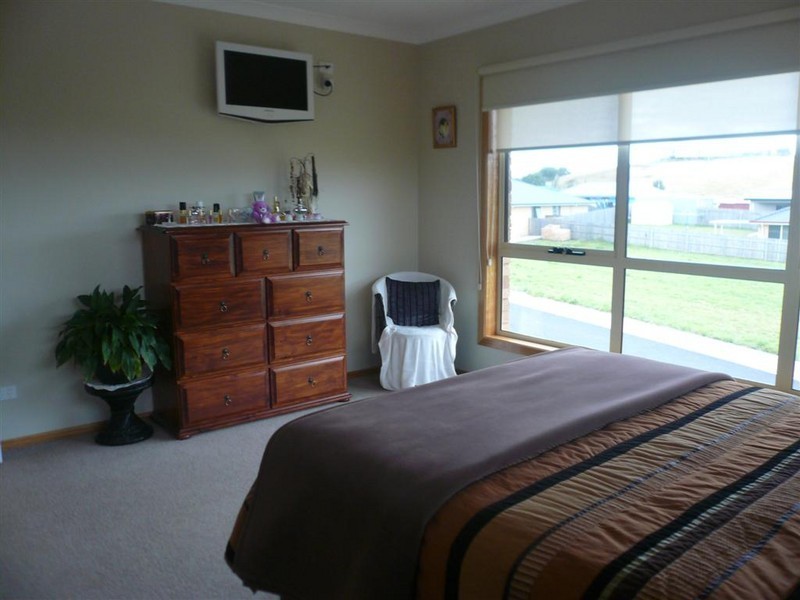 2 Holliview Way, Ulverstone TAS 7315