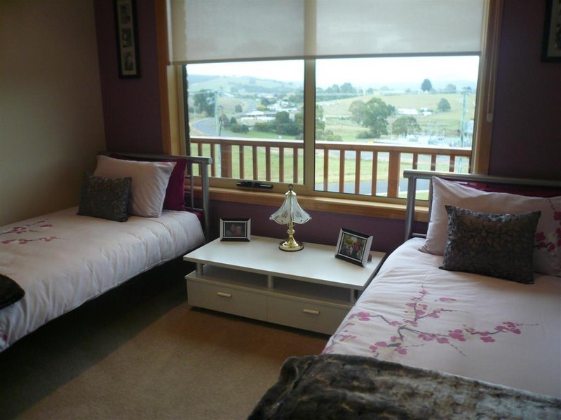 2 Holliview Way, Ulverstone TAS 7315