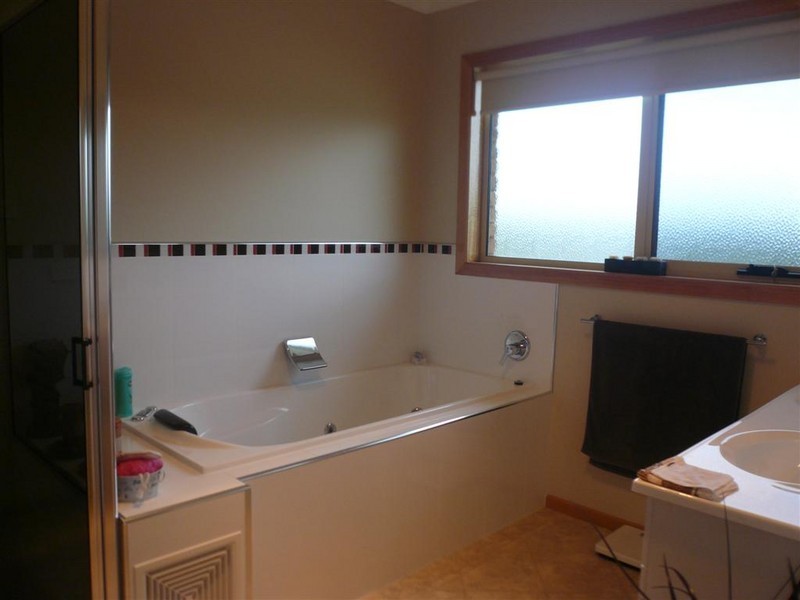 2 Holliview Way, Ulverstone TAS 7315