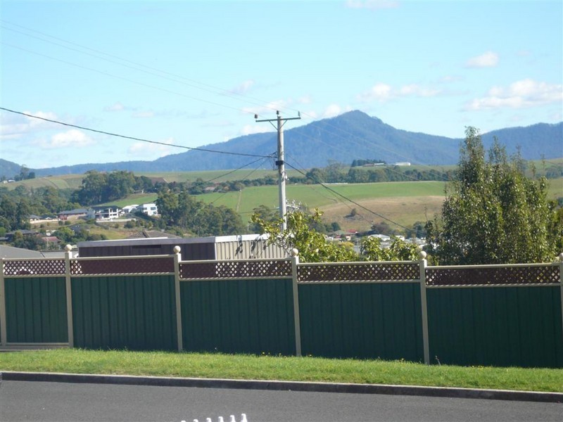 4 Scurrah Street, Ulverstone TAS 7315