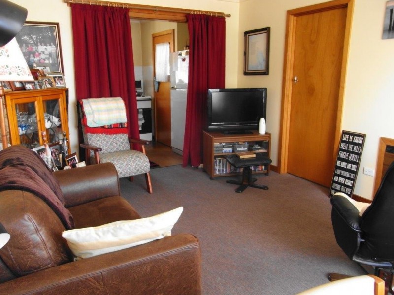 1, 2, 3 or 4 – 65 Queen Street, Ulverstone TAS 7315