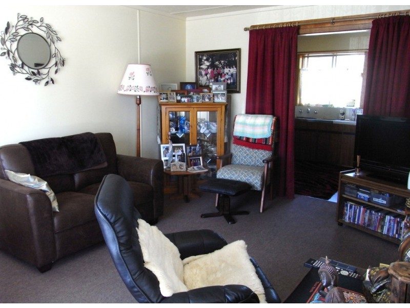 Units 1-4/65 Queen Street, West Ulverstone TAS 7315