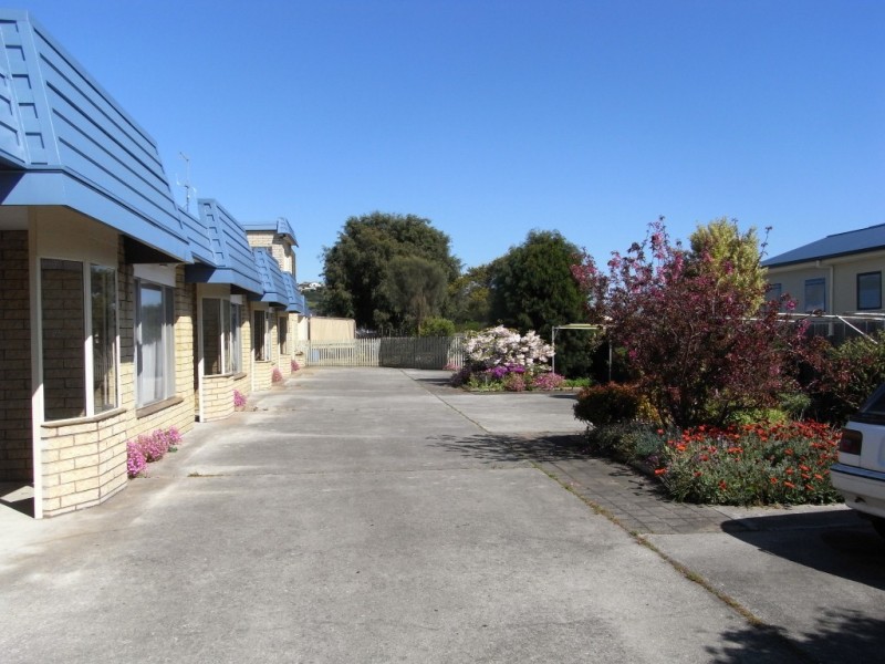 Units 1-4/65 Queen Street, West Ulverstone TAS 7315