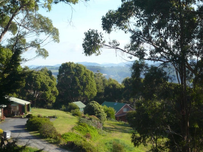 196 Allport Street East, Leith TAS 7315