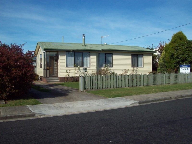 18 Porter Crescent, Ulverstone TAS 7315