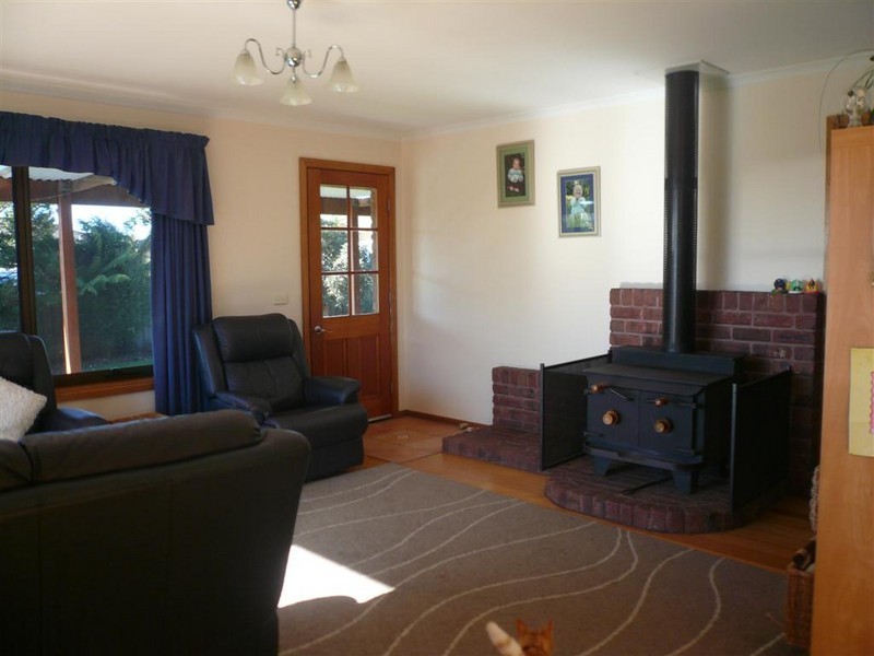 18 Seabreeze Avenue, Sulphur Creek TAS 7316