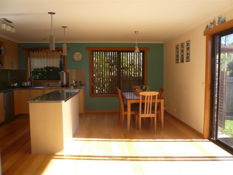 18 Seabreeze Avenue, Sulphur Creek TAS 7316