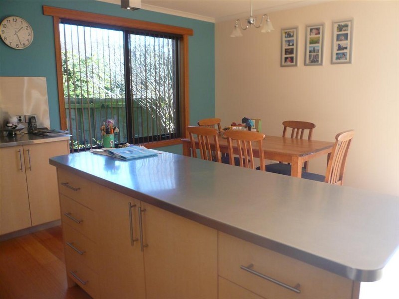 18 Seabreeze Avenue, Sulphur Creek TAS 7316