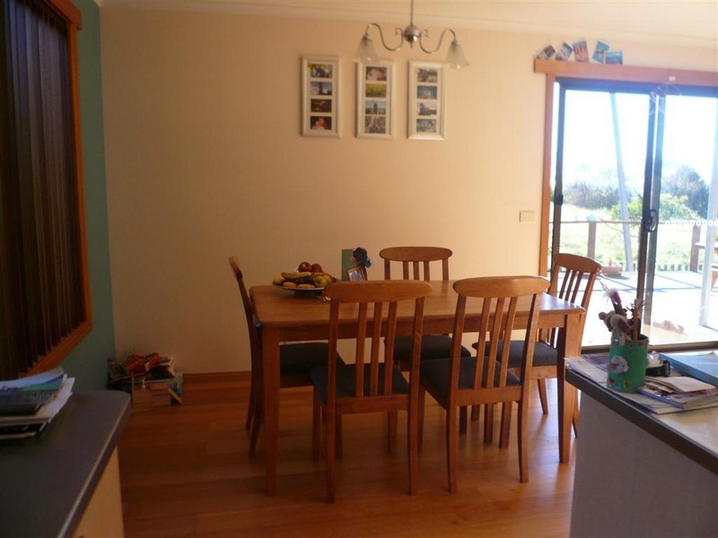 18 Seabreeze Avenue, Sulphur Creek TAS 7316