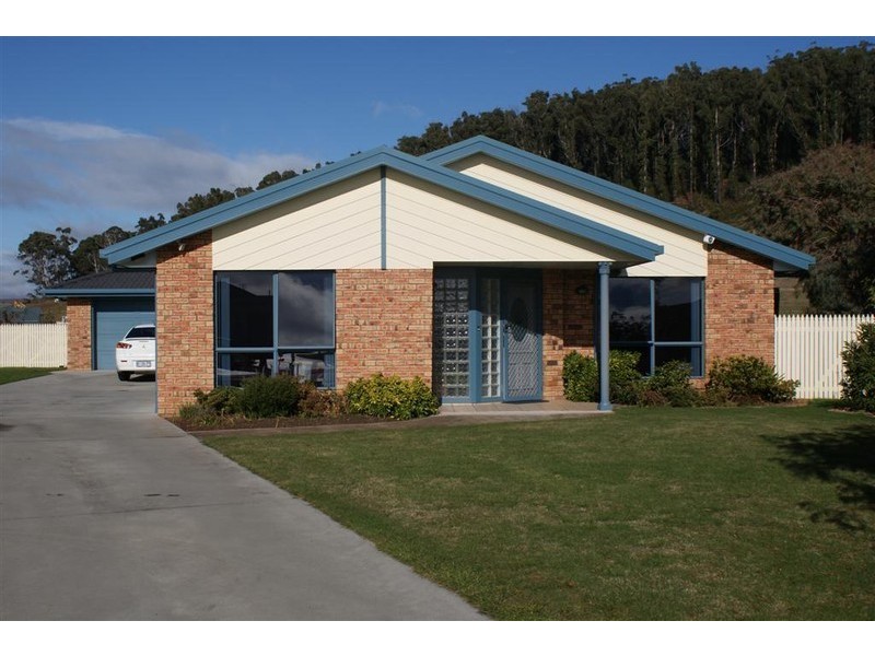 15 Banks Place, Turners Beach TAS 7315