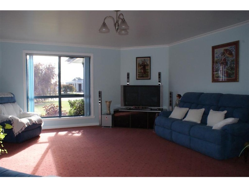 15 Banks Place, Turners Beach TAS 7315